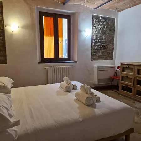Il Cortile Di Viola *