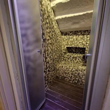 Il Cortile Di Viola * Florence